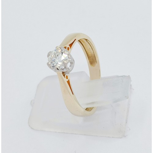 Złoty pierścionek zaręczynowy z brylantem KOD PRODUKTU: PZ 507