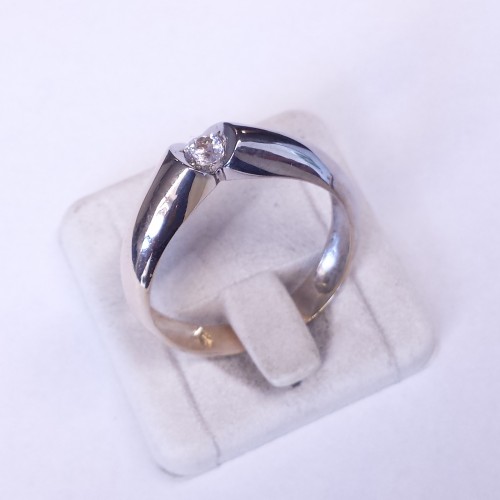 Srebrny pierścionek z cyrkonią KOD PRODUKTU: GAL 591