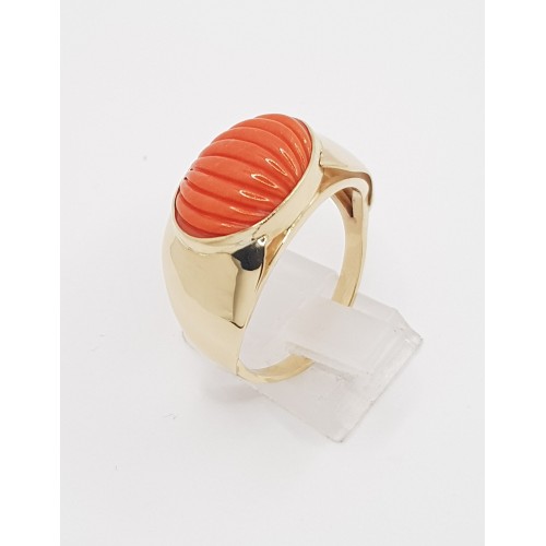 Złoty pierścionek z koralem KOD PRODUKTU: P 599